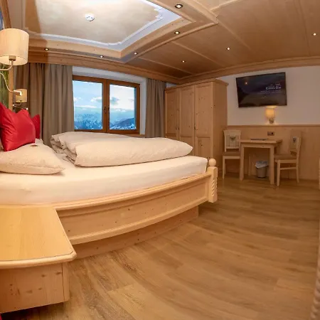 Han/Misafirhane Tannen - Alm Stummerberg